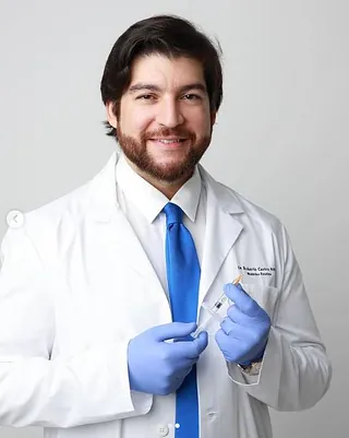 Dr. Roberto Castro